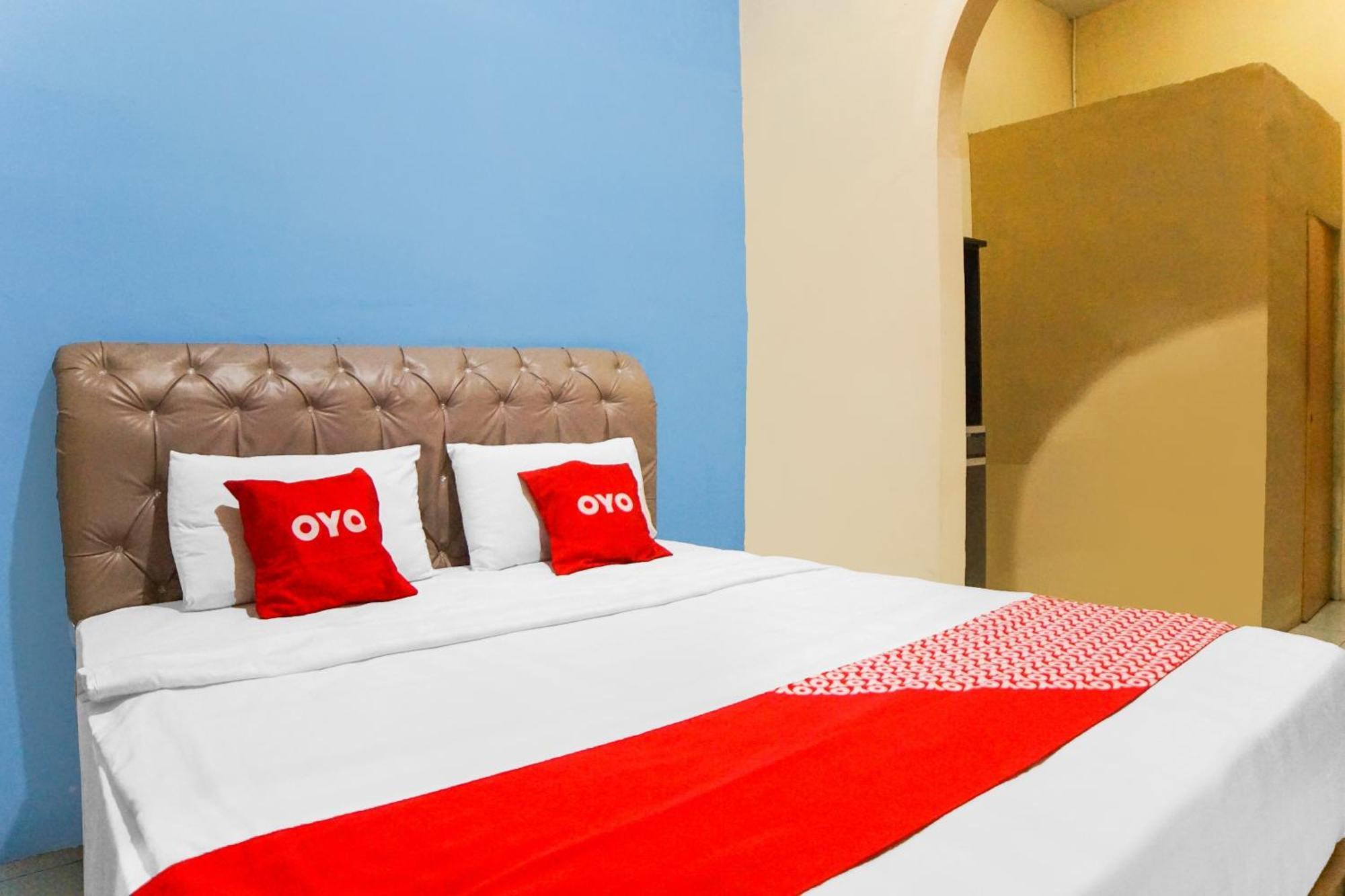 Oyo 92076 Sky Residence Cengkeh Медан Екстериор снимка