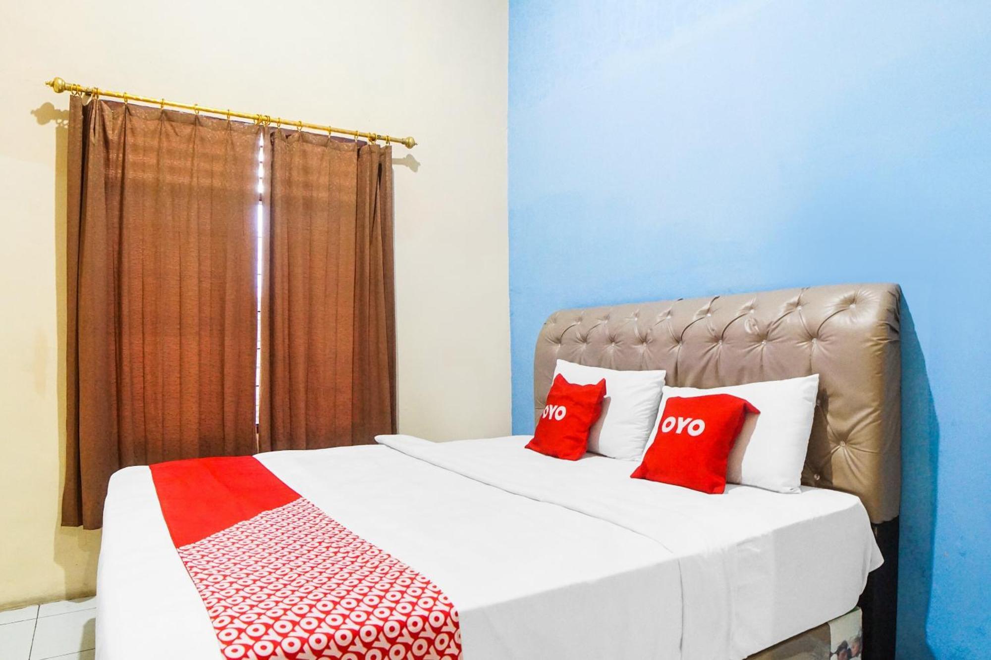Oyo 92076 Sky Residence Cengkeh Медан Екстериор снимка